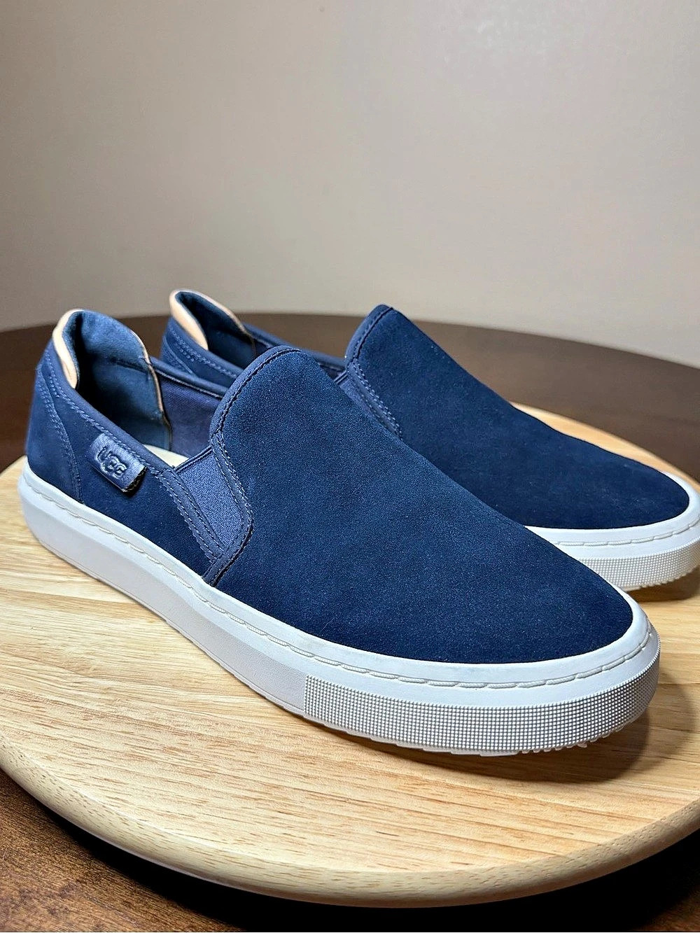 UGG Women's Alameda Slip-On shoes